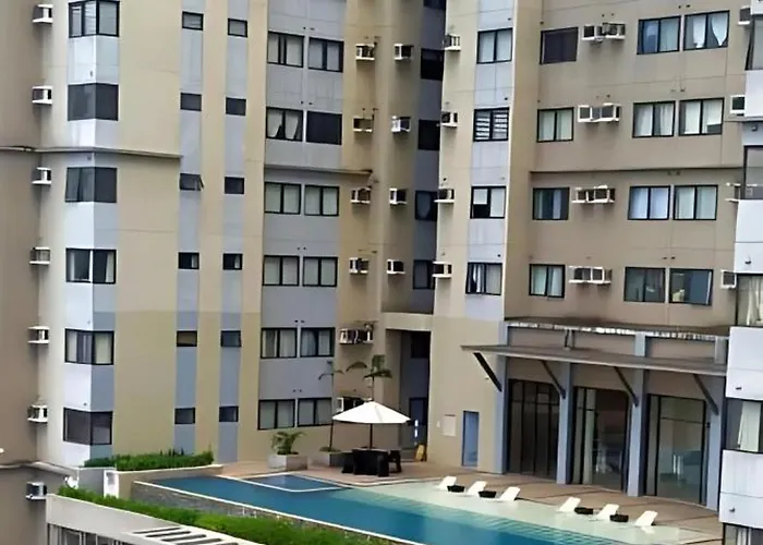 Walk To Sm - Ayala, The Persimmon With Pool Aparthotel Cebu