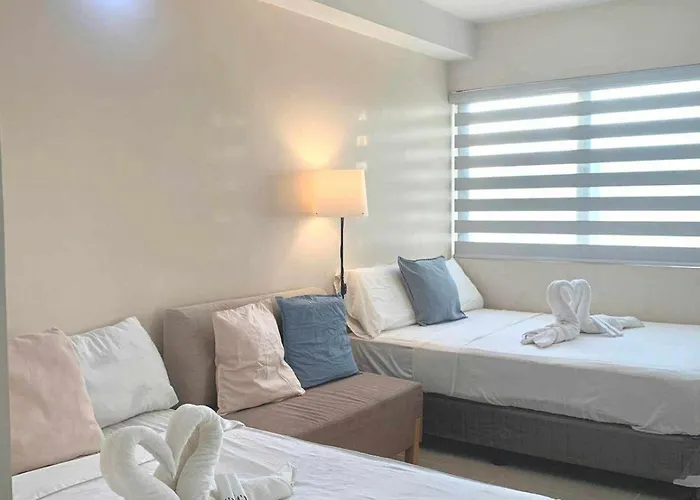 Walk To Sm - Ayala, The Persimmon With Pool Aparthotel Cebu